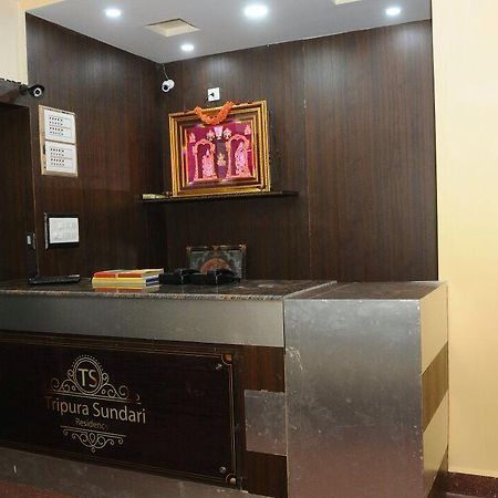 Tripura Sundari Residency Hotel Madanapalle Buitenkant foto