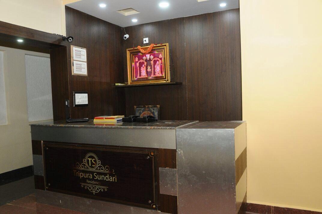 Tripura Sundari Residency Hotel Madanapalle Buitenkant foto